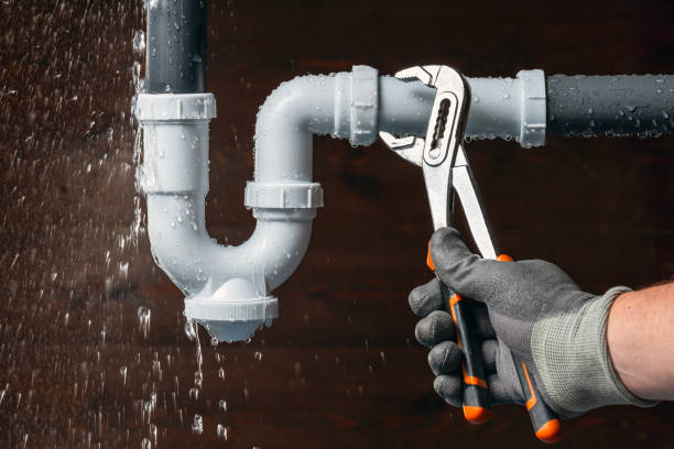 Professional Leak Detection technician working in Julian, NC